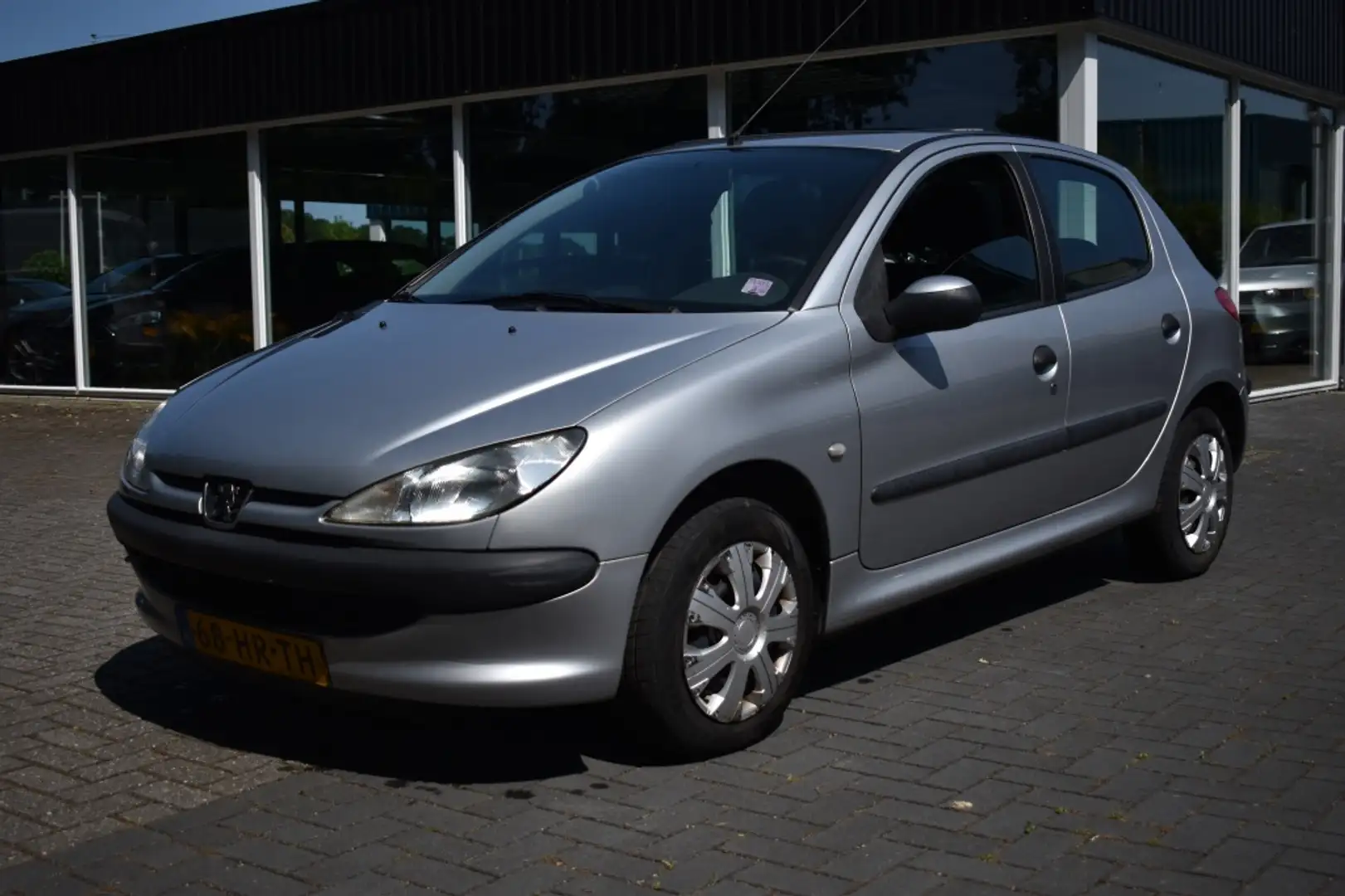 Peugeot 206 1.4 XT AUTOMAAT Grijs - 1