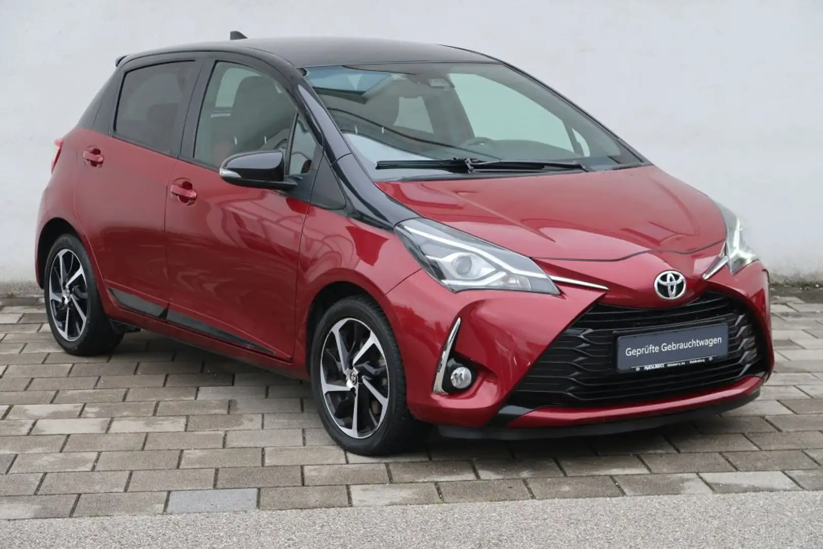 Toyota Yaris 1,5-Dual-VVT-iE Multidrive S Style Selection Rouge - 2