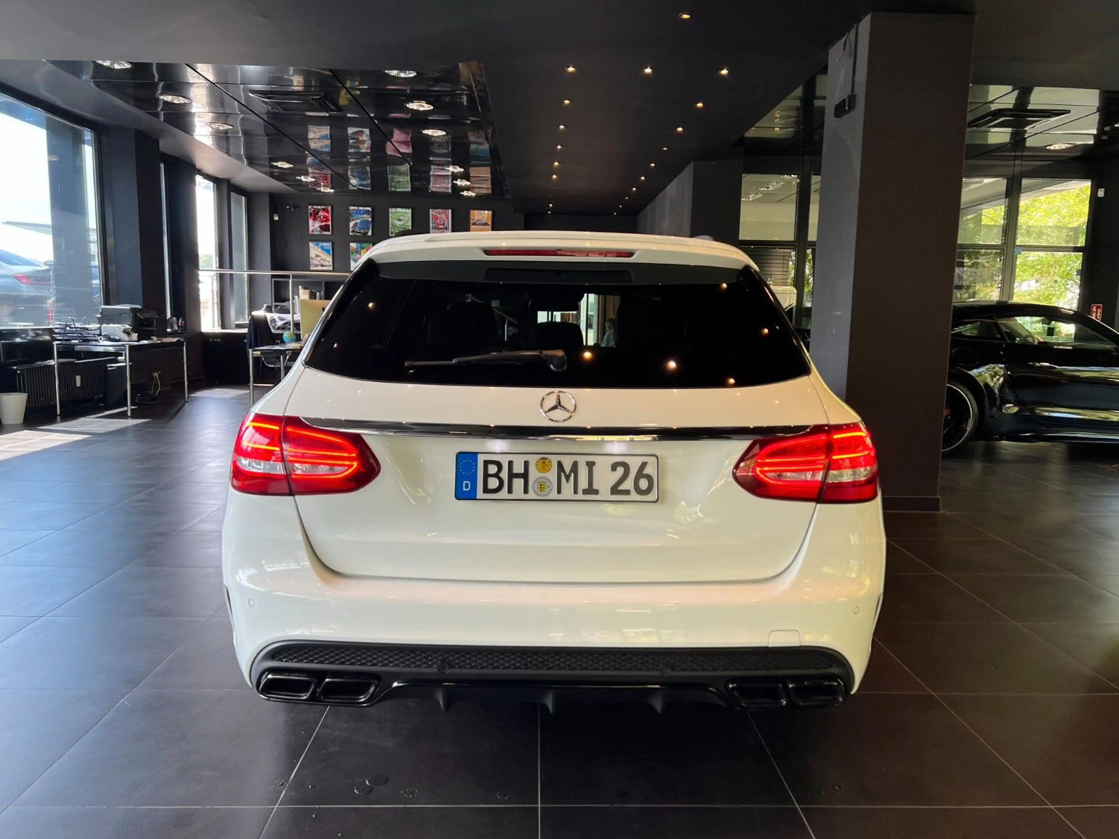 Mercedes-Benz C 63 AMG C 63 S AMG T*Pano*Burmester*SportAbgas*HeadUp — photo 7