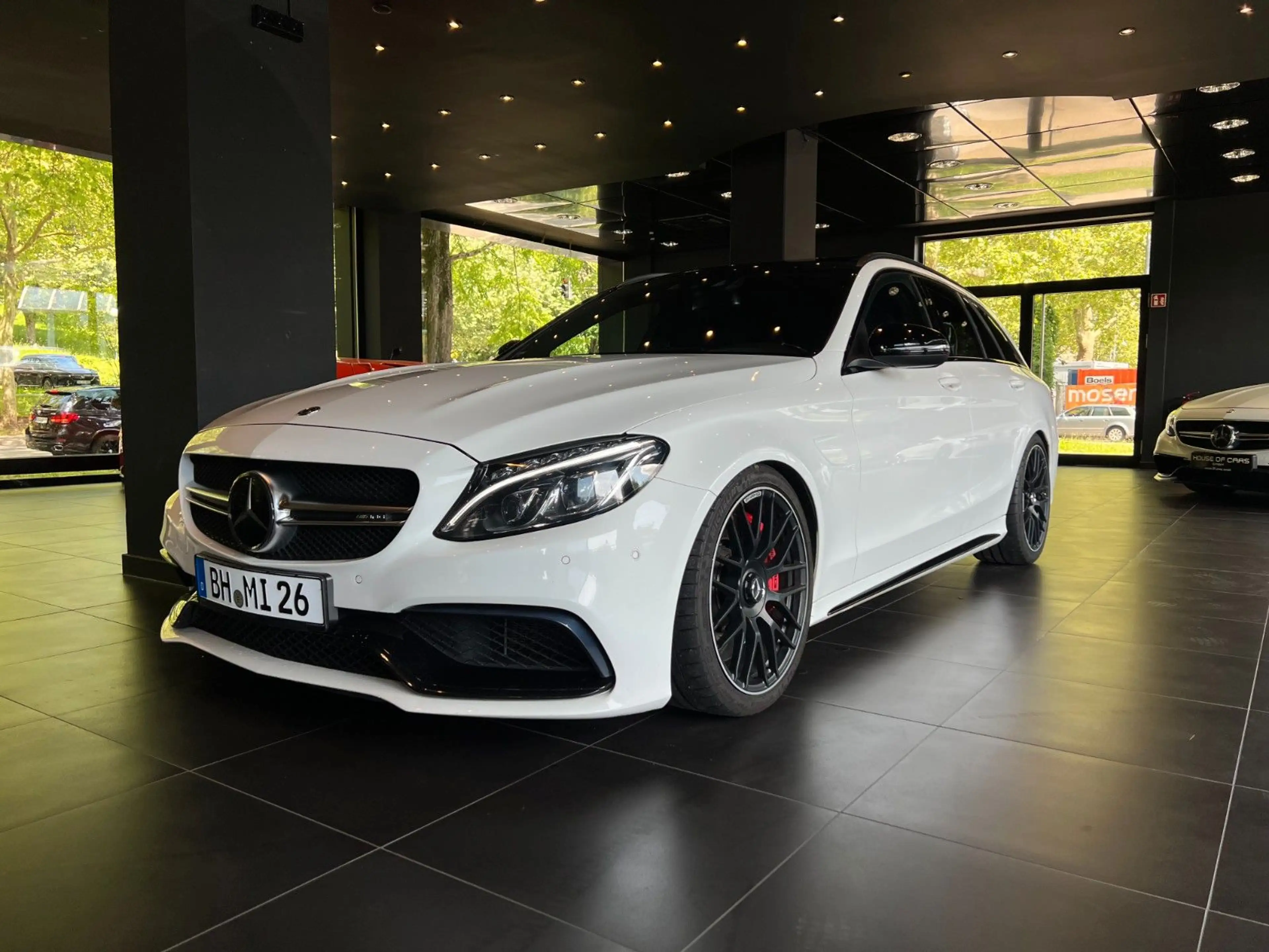 Mercedes-Benz C 63 AMG C 63 S AMG T*Pano*Burmester*SportAbgas*HeadUp — photo 4