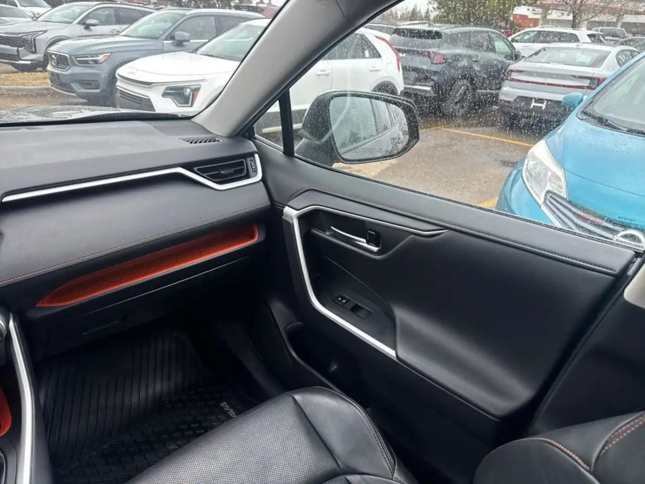Toyota RAV 4 снимка Toyota RAV 4
