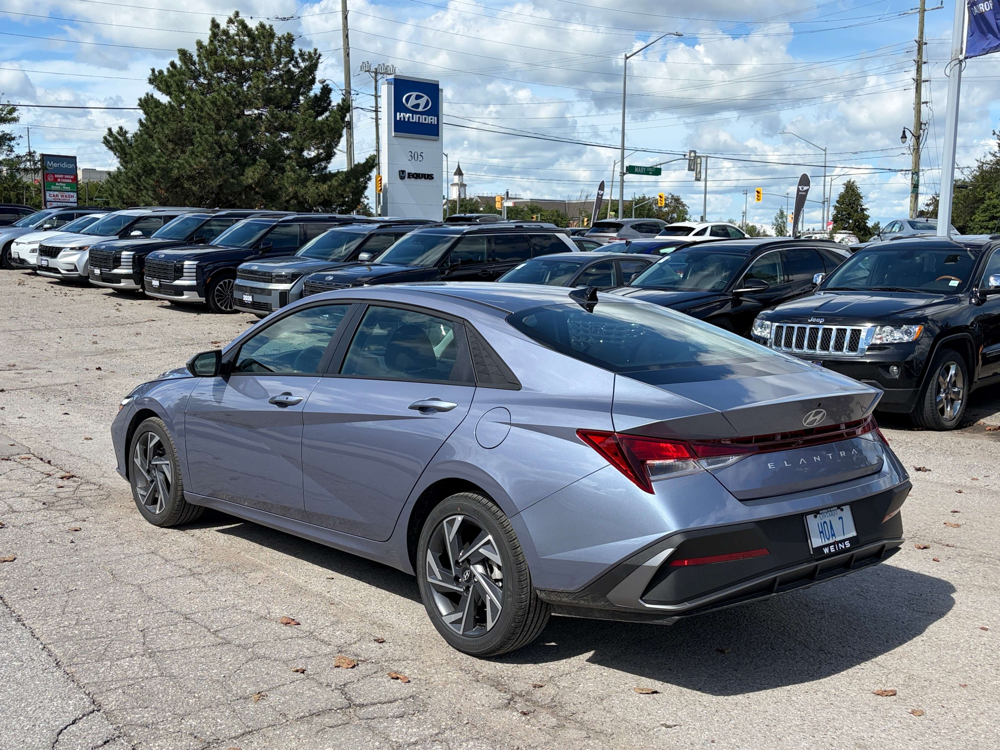2026 Hyundai Elantra Preferred w/Tech Pkg — снимка 1