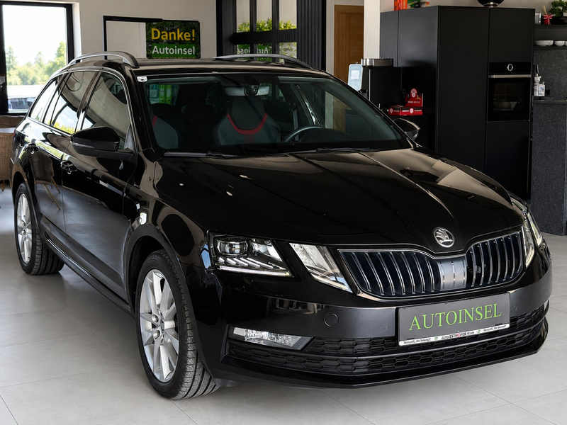 Skoda Octavia Style Virtual Tacho-Ambiente-1.Bes-Navi-Kamera-ACC — photo 2