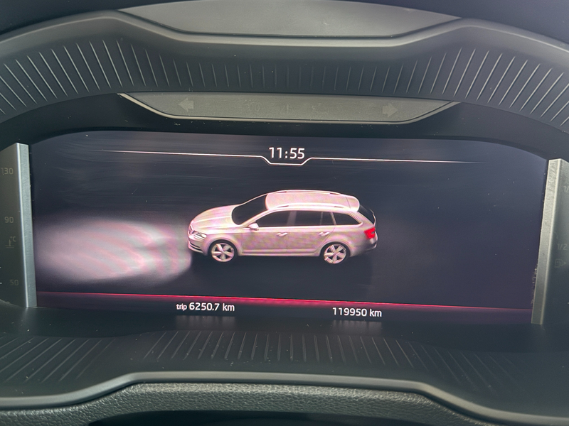 Skoda Octavia Style Virtual Tacho-Ambiente-1.Bes-Navi-Kamera-ACC — photo 14
