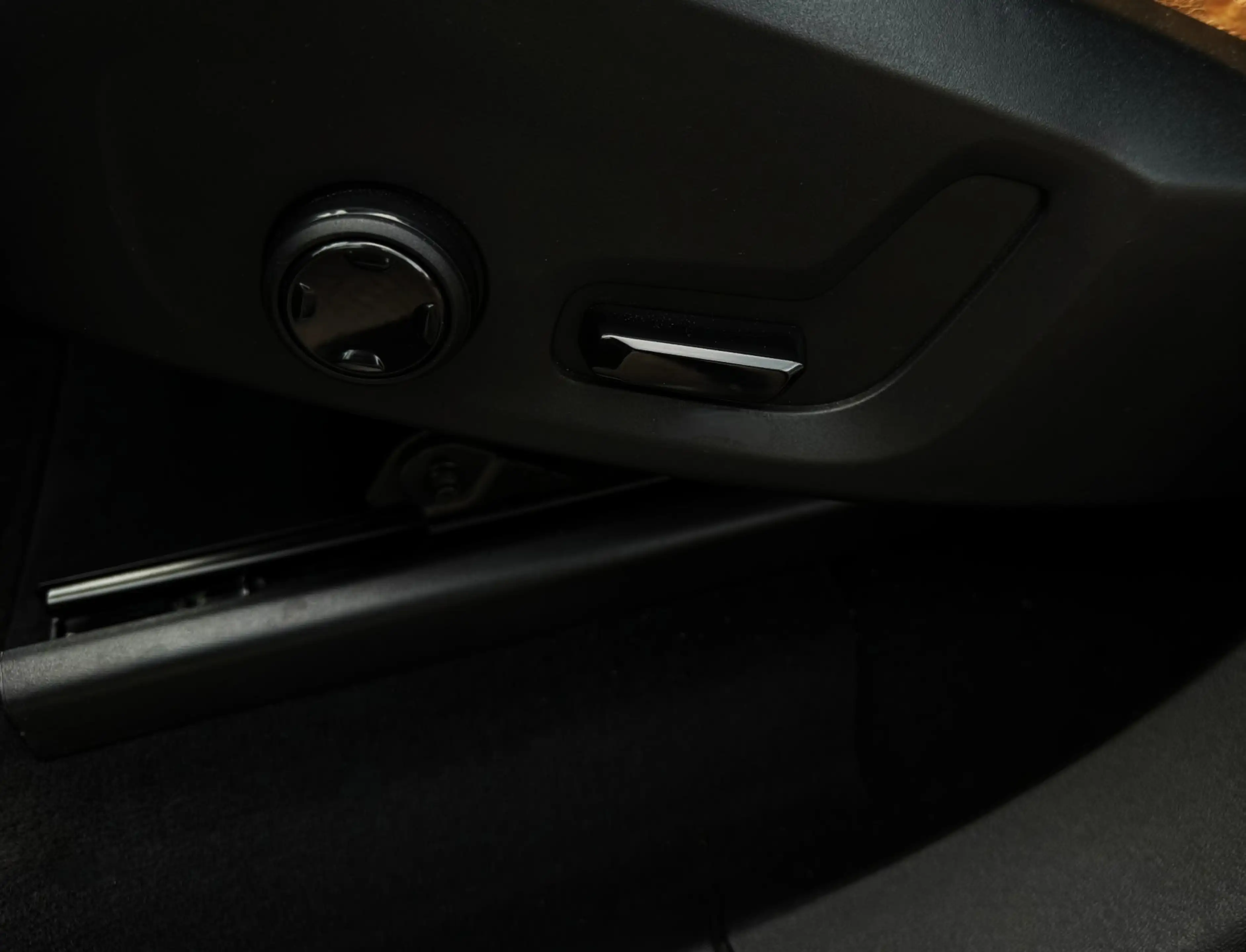 Volvo XC90 2.0 D4 90th Anniversary Edition 190PK|Full Led|Ada — photo 14