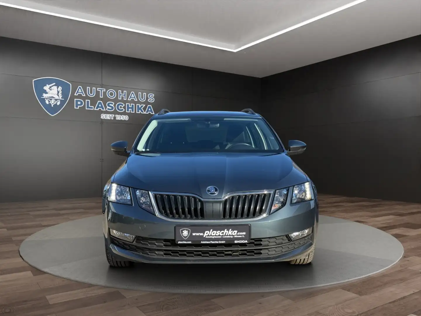 Skoda Octavia C. 1.6 TDI Soleil AHK+SHZ+PDC+APP Klima Gris - 2