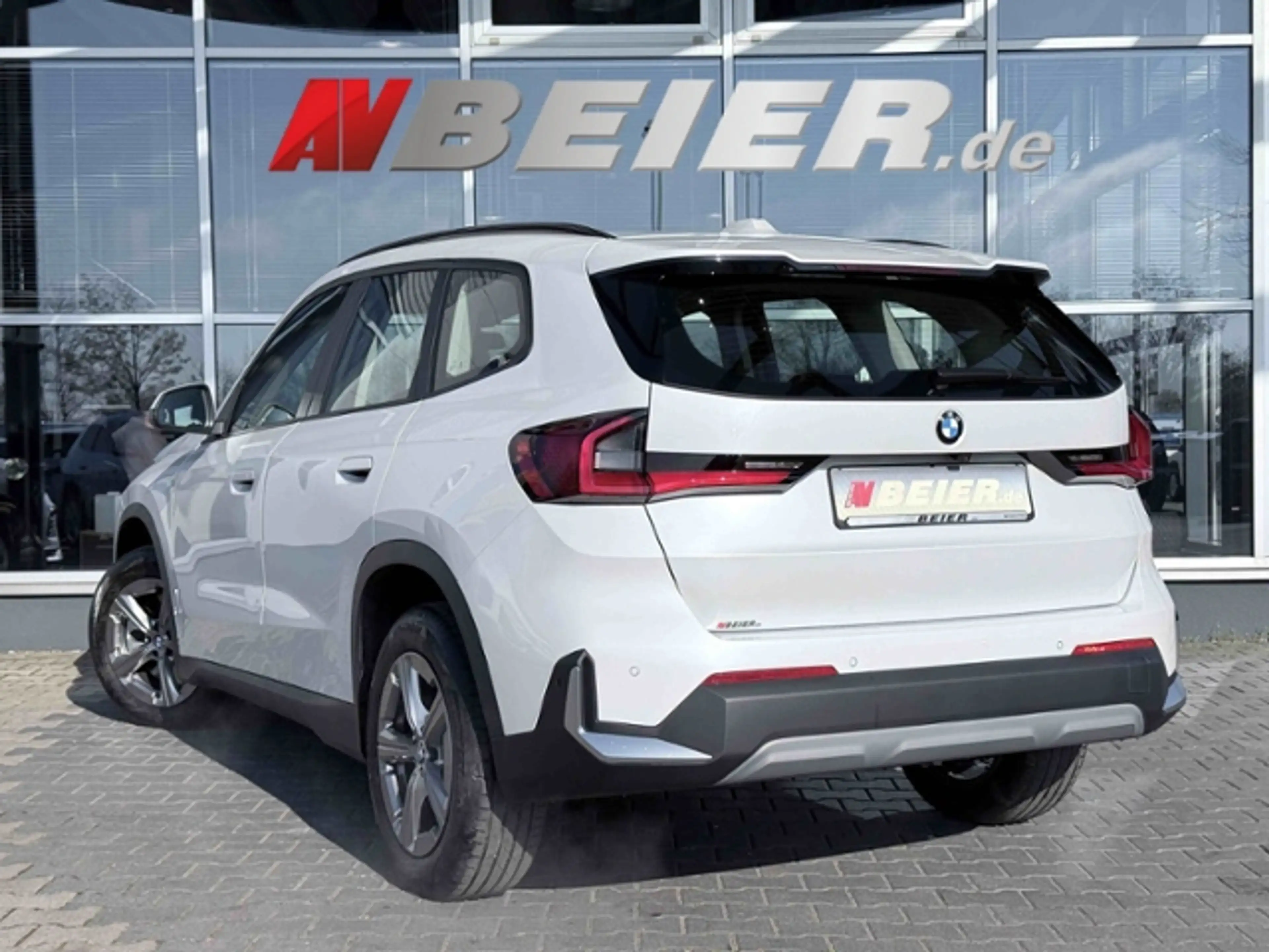 BMW X1 23 d xDrive DrivingPlus AHK PremiumPaket — photo 4
