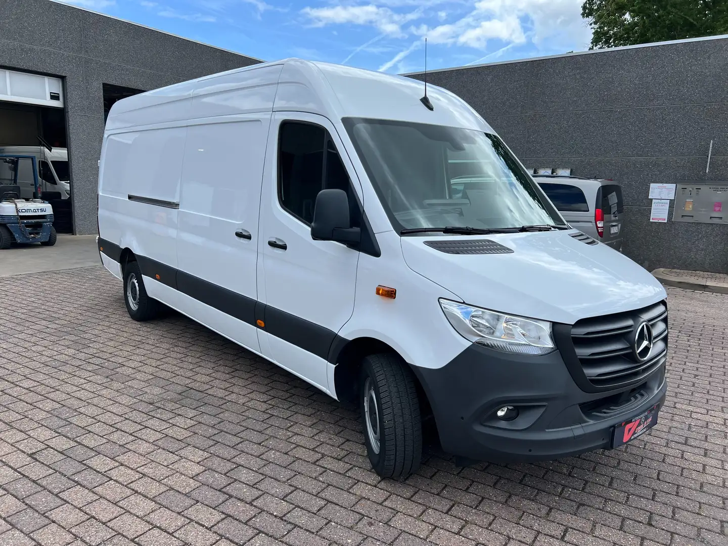 Mercedes-Benz Sprinter 317 L3H2 (33.950€ex)360 CAMERA| PTS | CARPLAY Blanc - 2