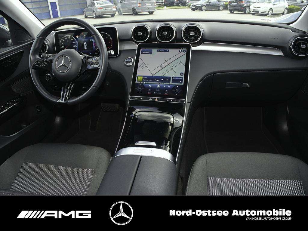 Mercedes-Benz C 220