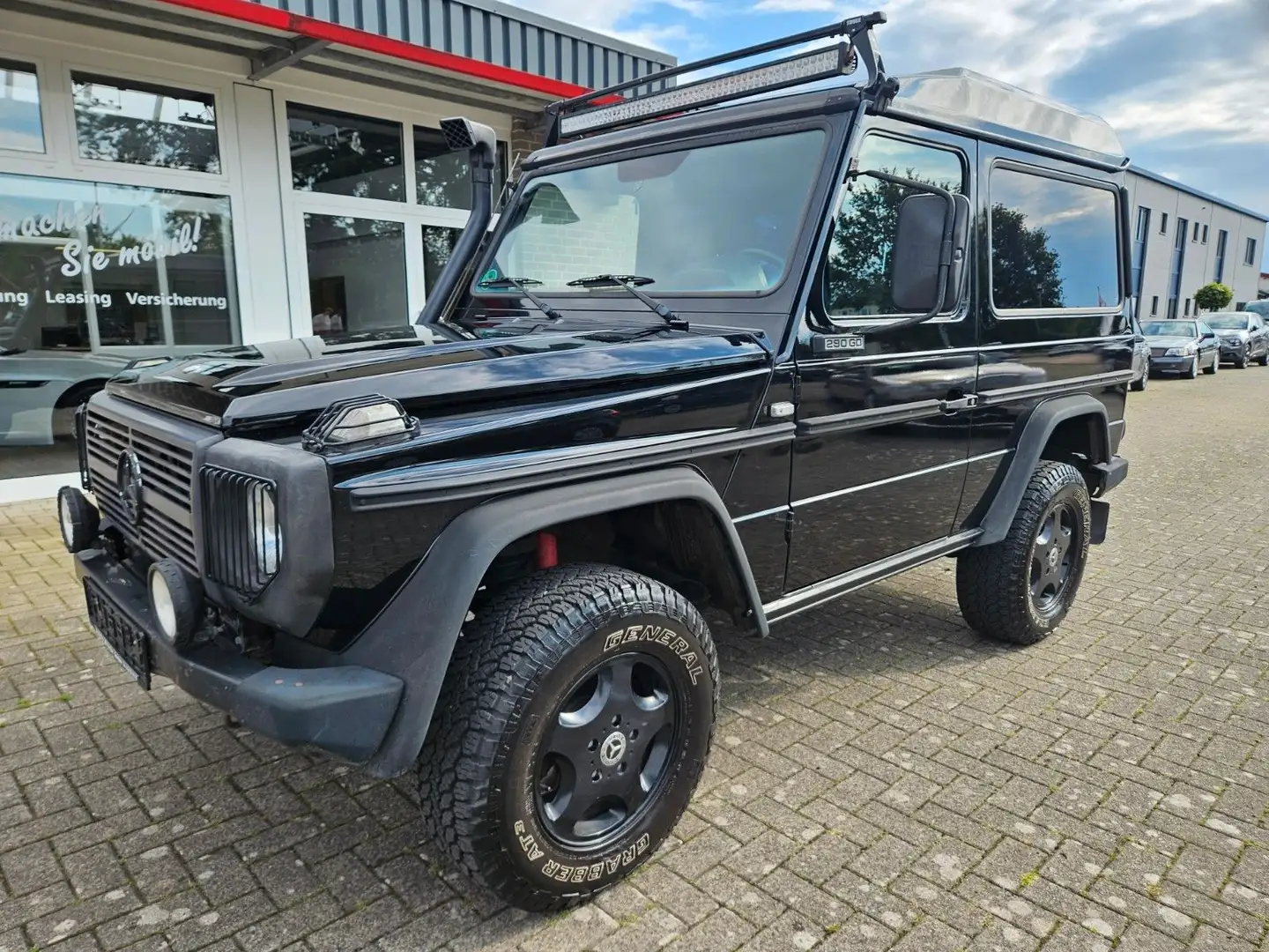 Mercedes-Benz G 290 Automatik 120PS KLIMA TEMPOMAT AHK LKW Negru - 1