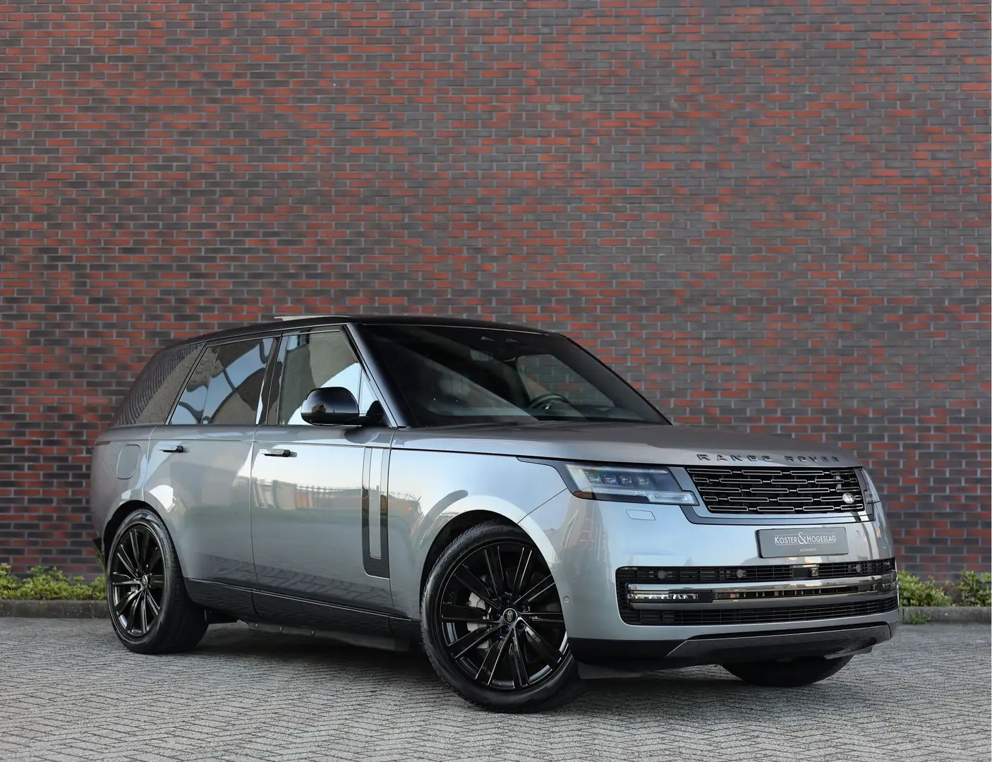 Land Rover Range Rover P510e HSE | Pano - Trekhaak - Massage Grijs - 1