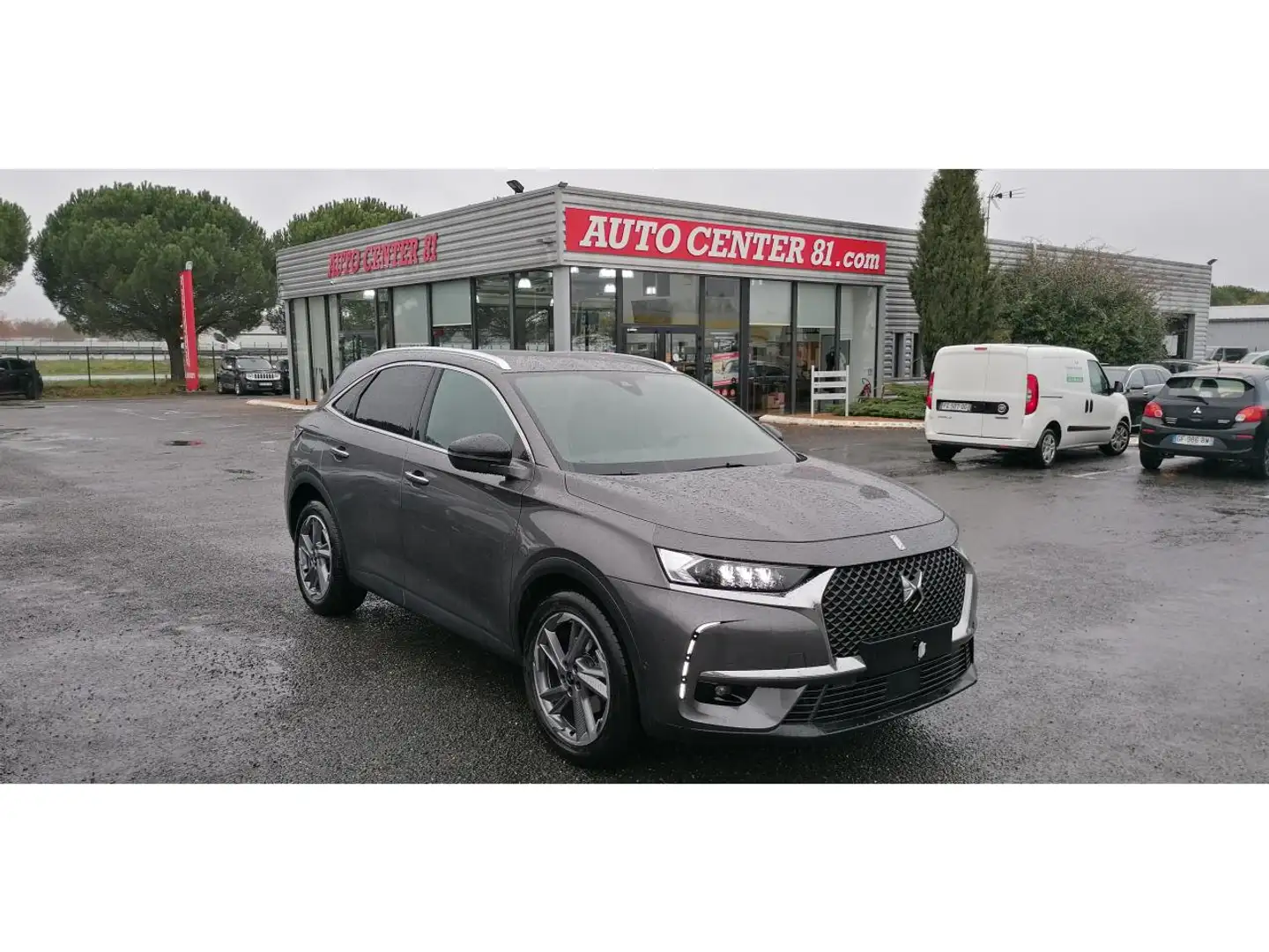 DS Automobiles DS 7 Crossback 1.5 BlueHDi 130 EAT8 So Chic +LED++ACC+HAYON ELEC Gris - 1