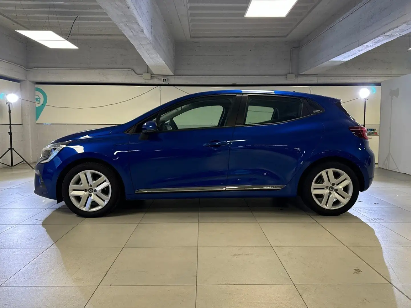 Renault Clio 1.6 Hybrid E-TECH 103KW ZEN Blauw - 2