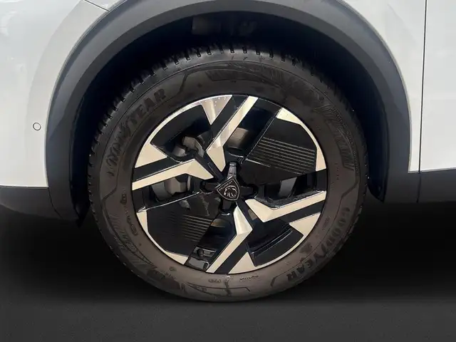 Peugeot 2008 view 10