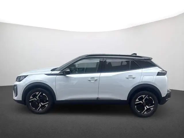 Peugeot 2008 view 5