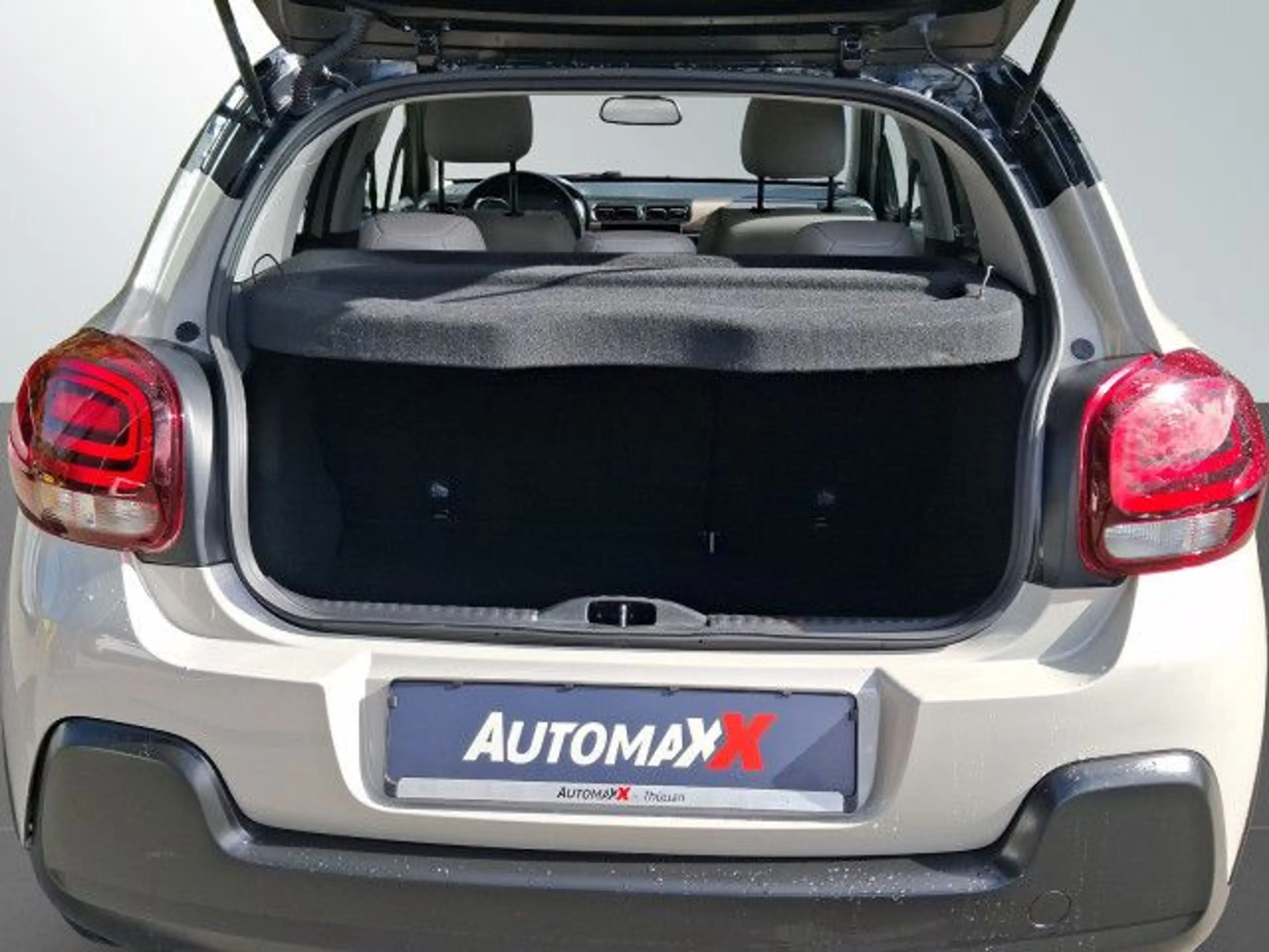 Citroen C35 C3 Pure Tech 82 SHINE Navi LED CarPlay Bluetooth — photo 10