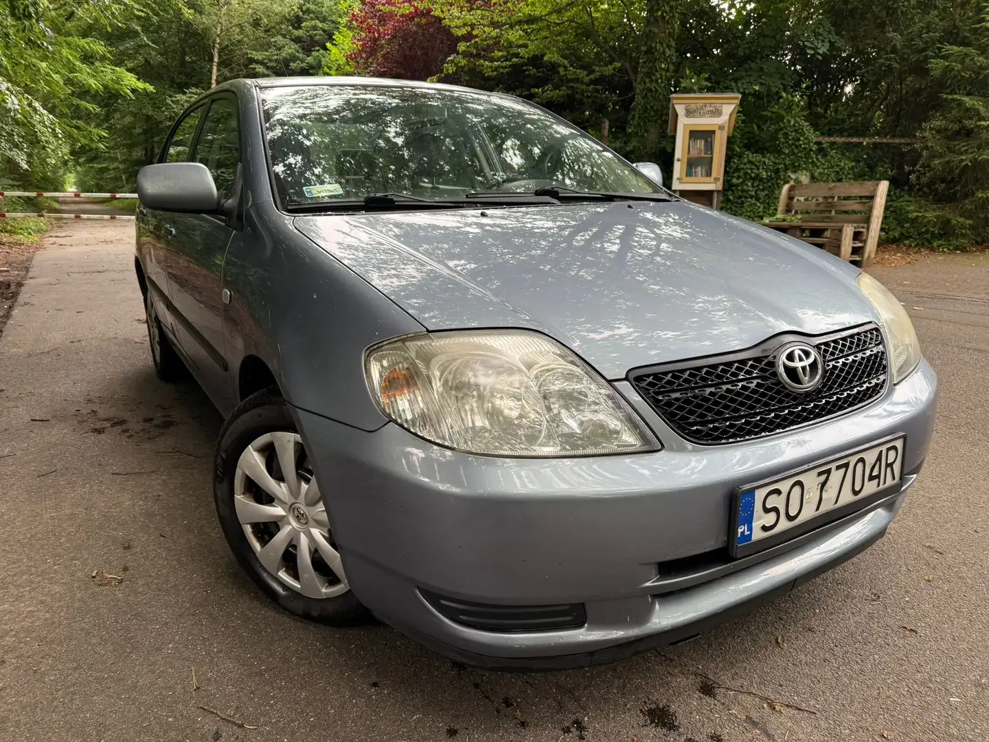 Toyota Corolla Corolla Stufenheck 1.4 Blau - 1