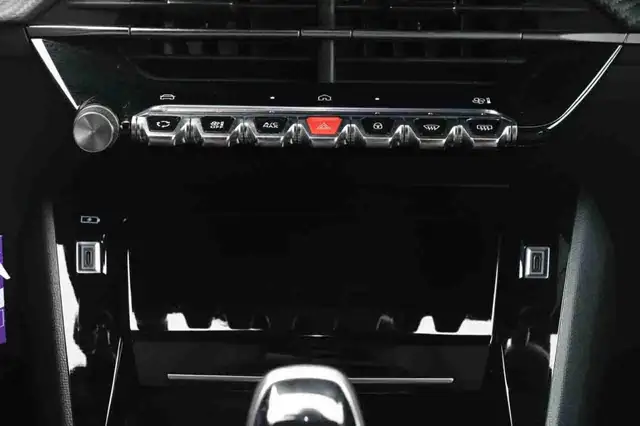 Peugeot 2008 view 15