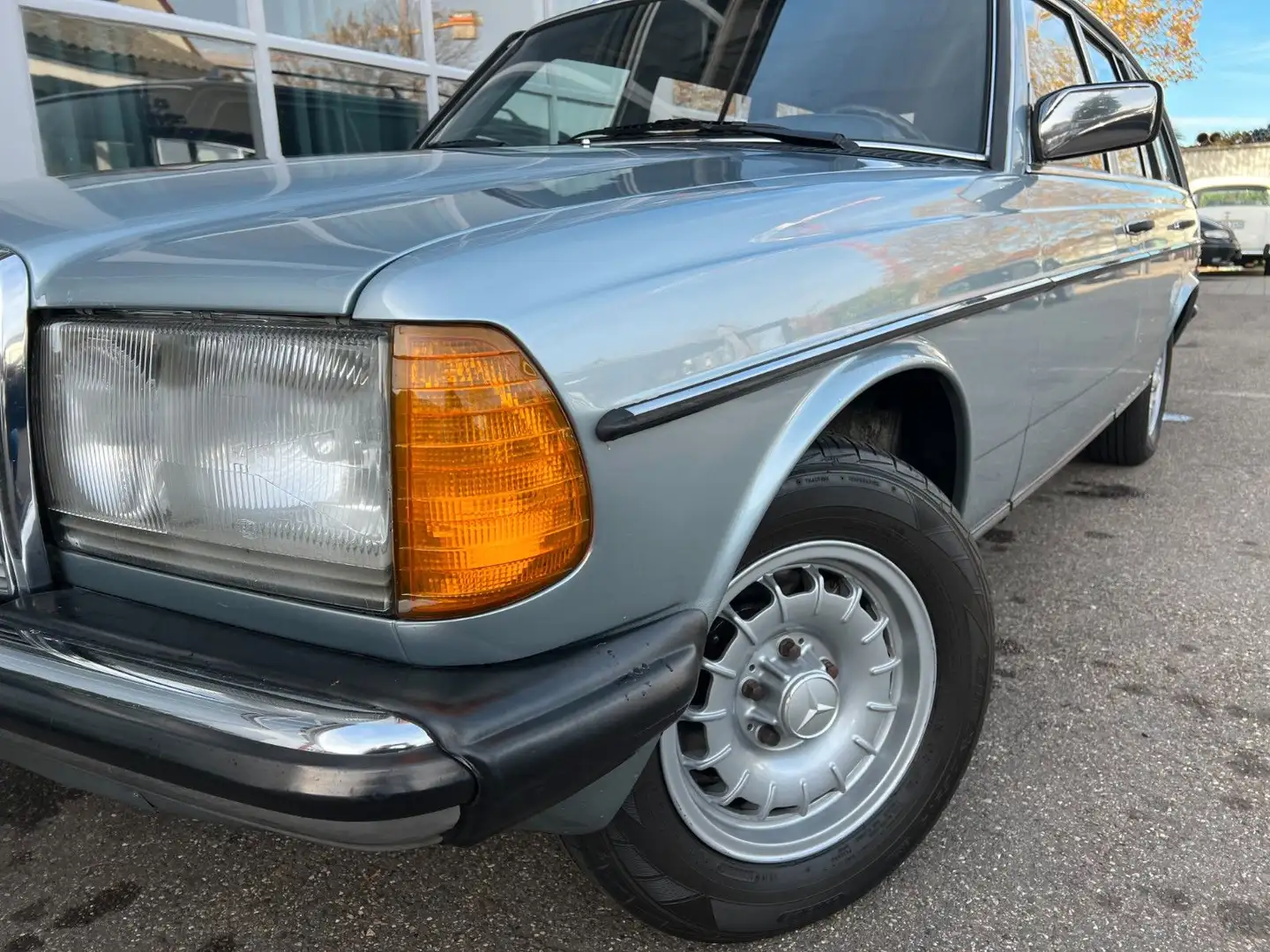 Mercedes-Benz 230 TE*Automatik*Schiebedach*TÜV NEU* Blau - 2