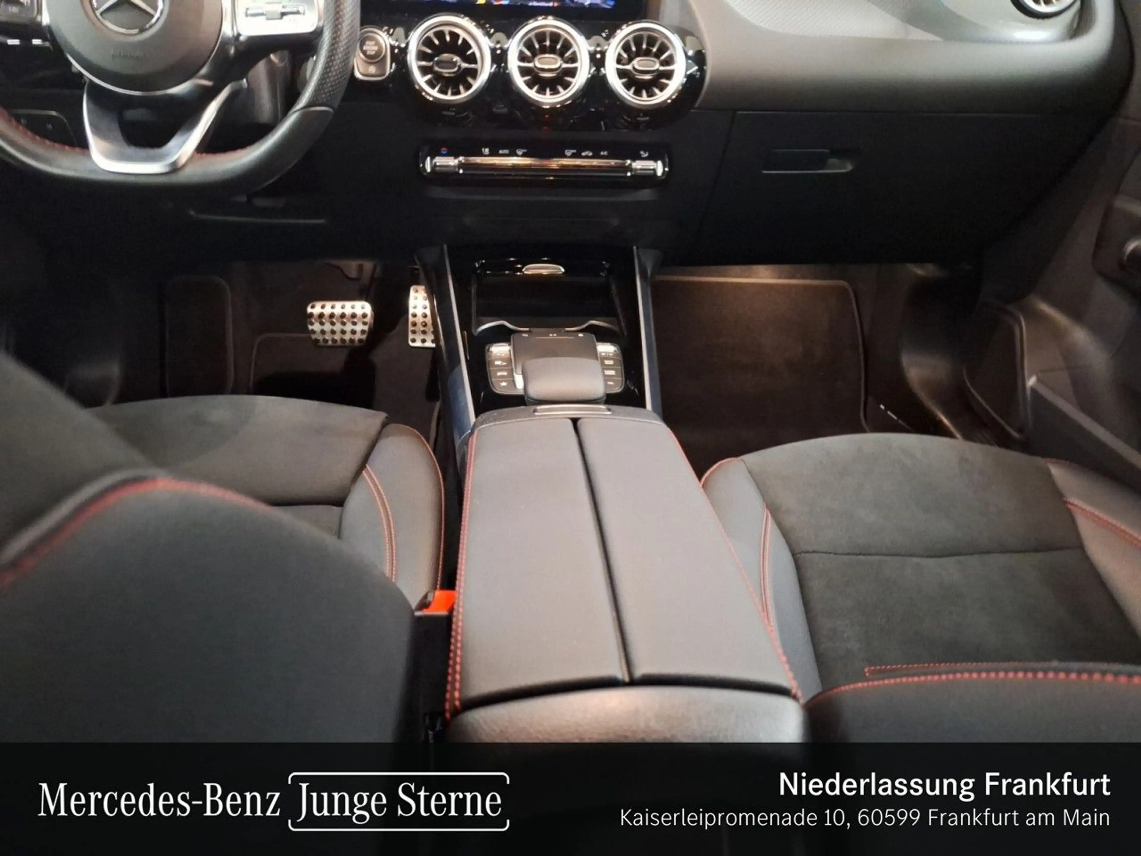 Mercedes-Benz GLA 200 AMG+AHK+LED+KAMERA+7G — photo 15