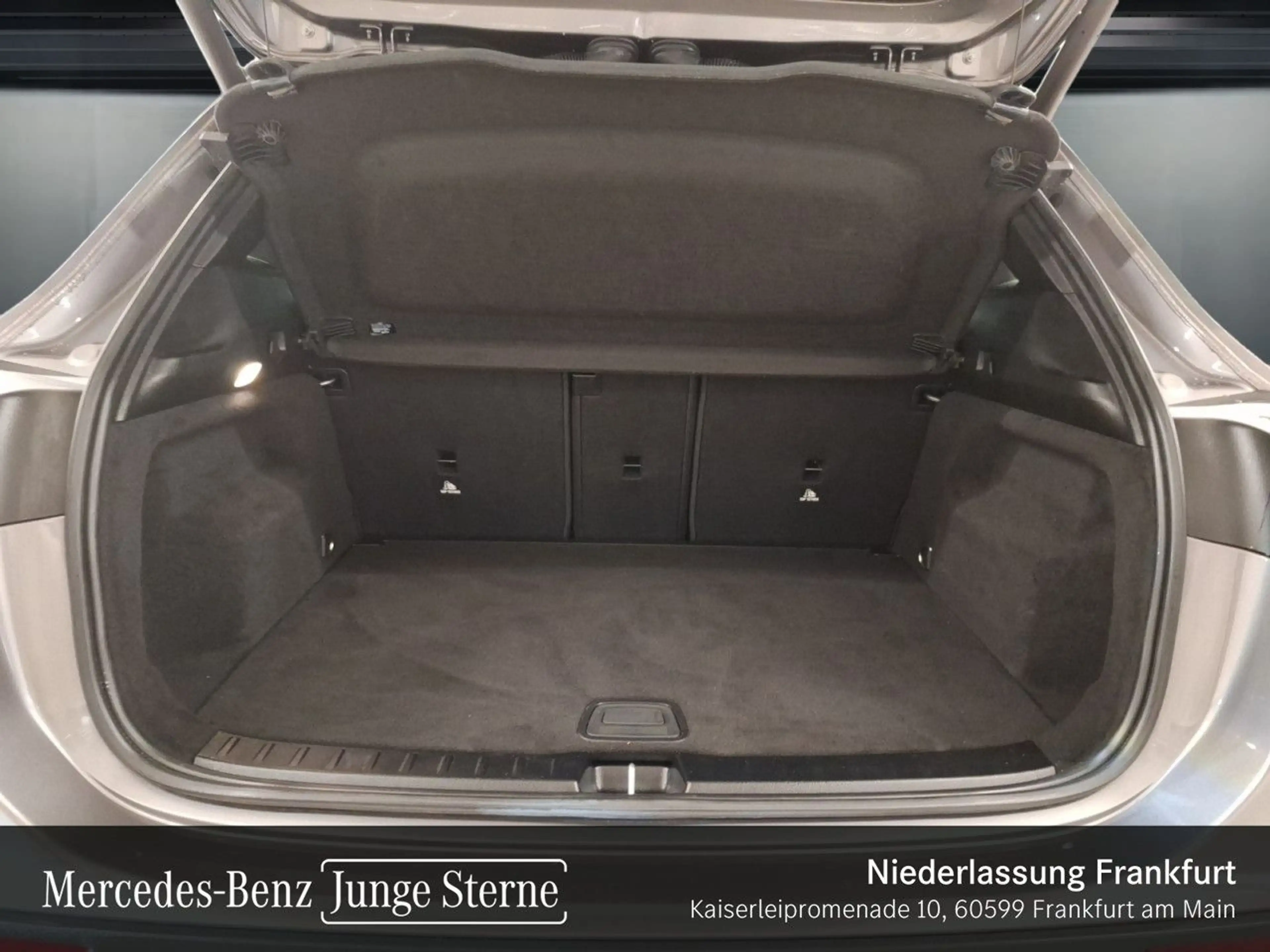 Mercedes-Benz GLA 200 AMG+AHK+LED+KAMERA+7G — photo 6