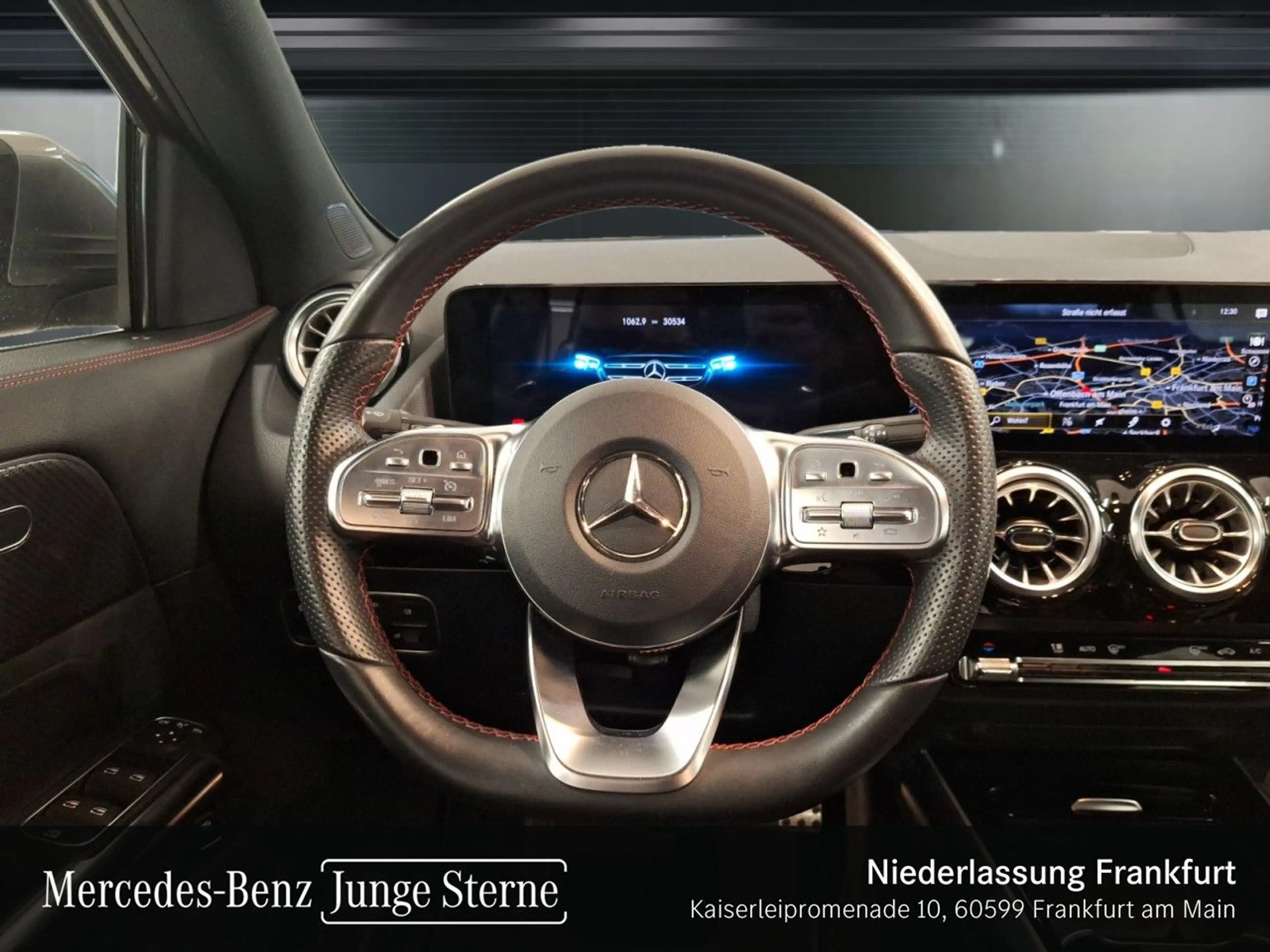Mercedes-Benz GLA 200 AMG+AHK+LED+KAMERA+7G — photo 14