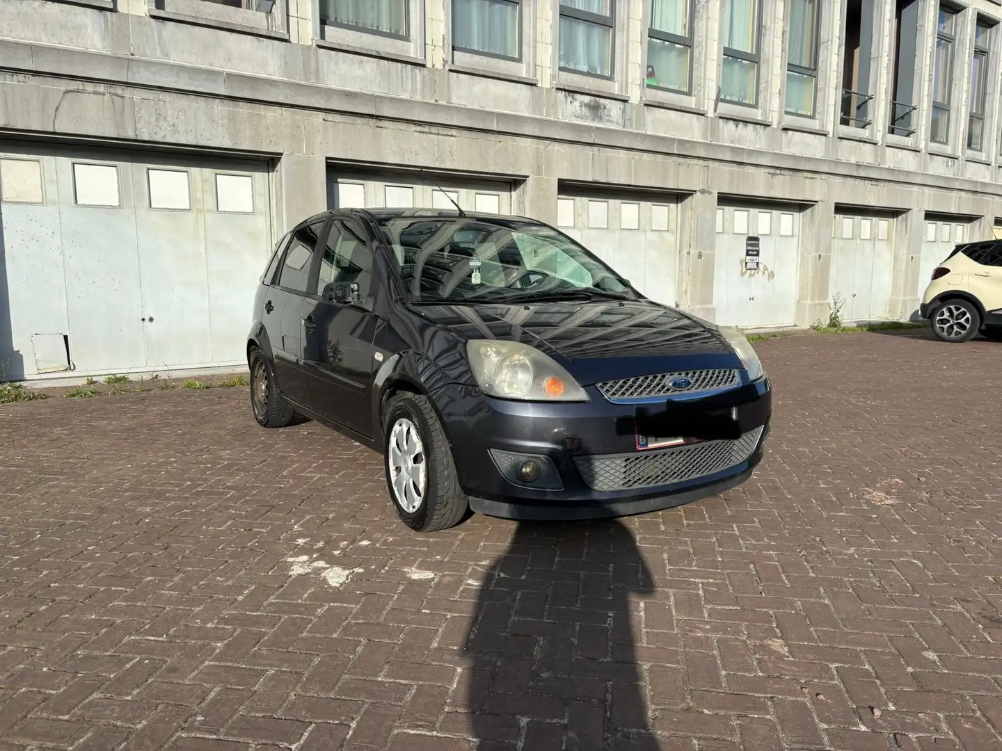 Ford Fiesta 1.4 Turbo TDCi Airco Prete a immatriculé Gris - 1