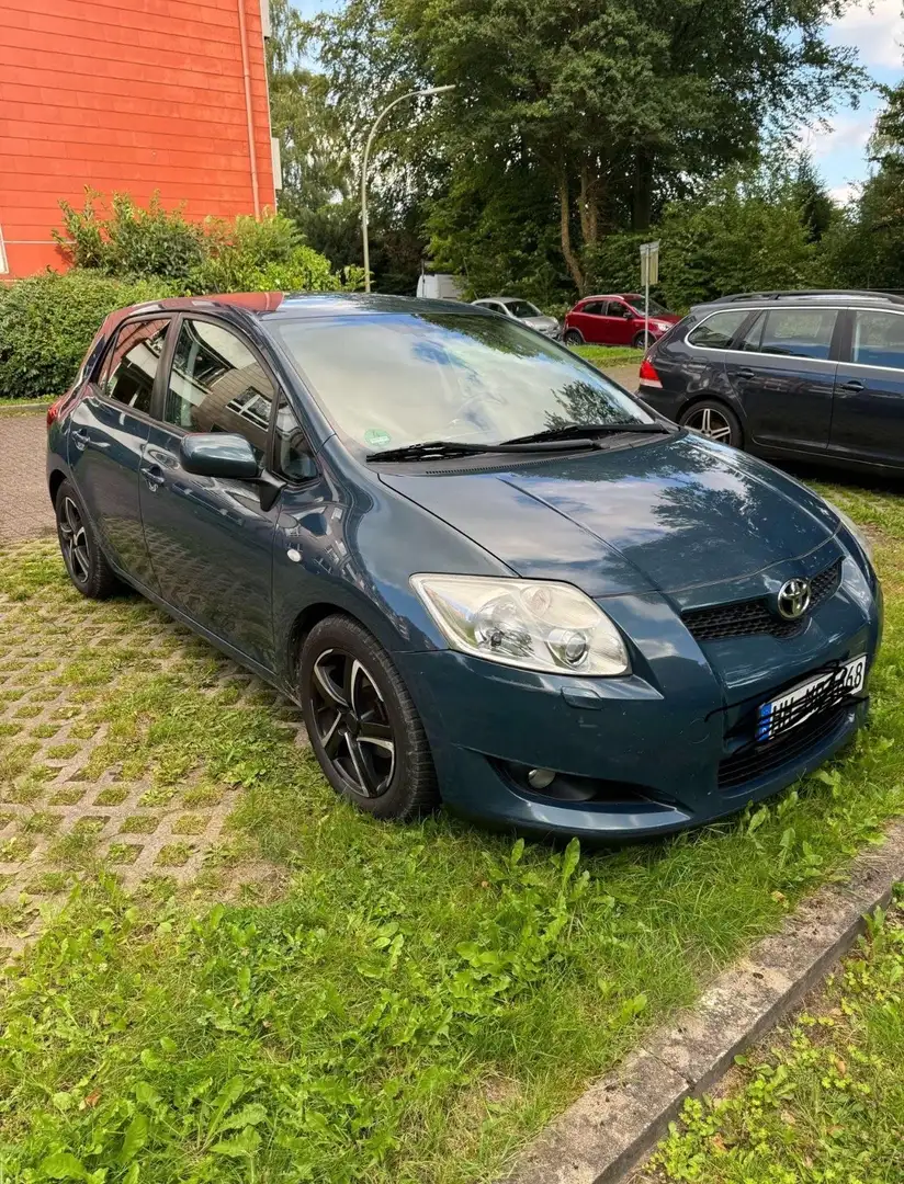 Toyota Auris 1.6 VVT-i Executive - 1