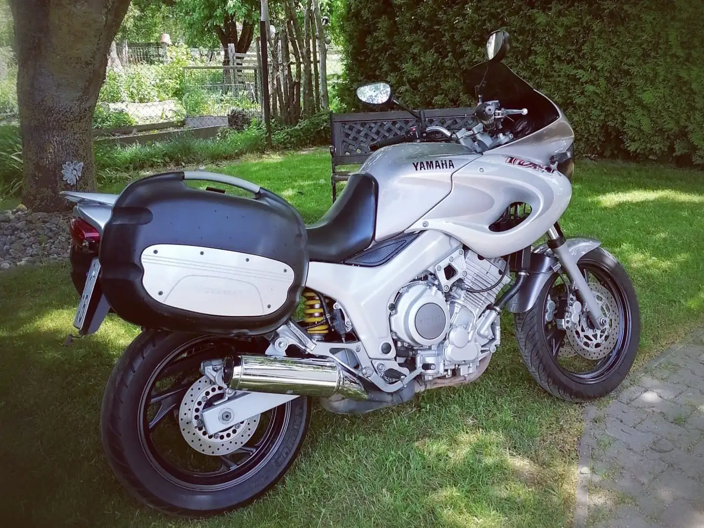Yamaha TDM 850 Argintiu - 1