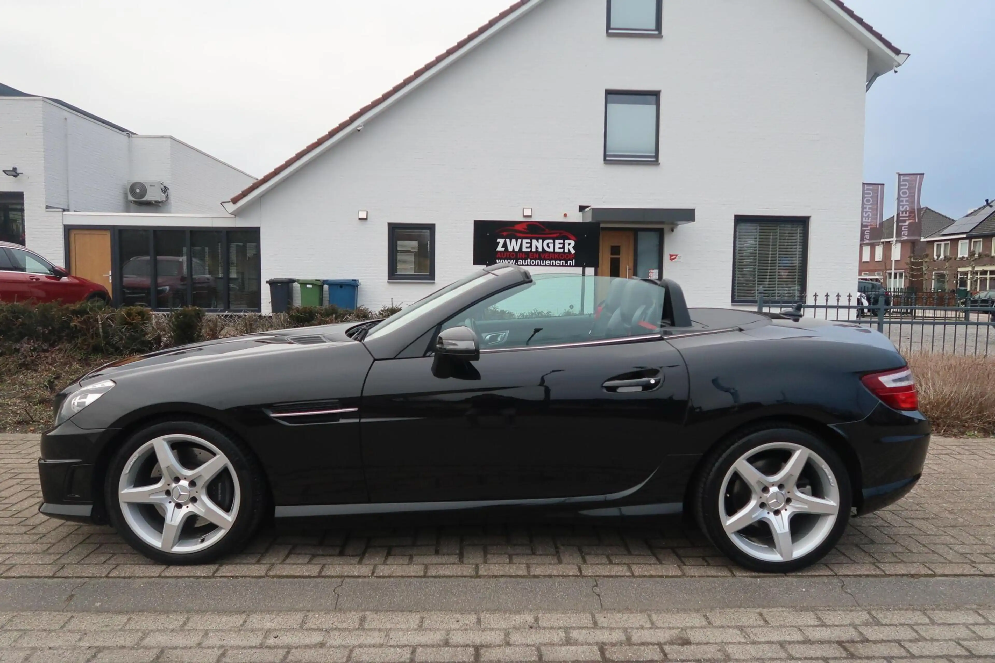 Mercedes-Benz SLK 250 Aut AMG|PANORAMADAK|ADAPTIVE CRUISECONTROL|HARMAN- — photo 2