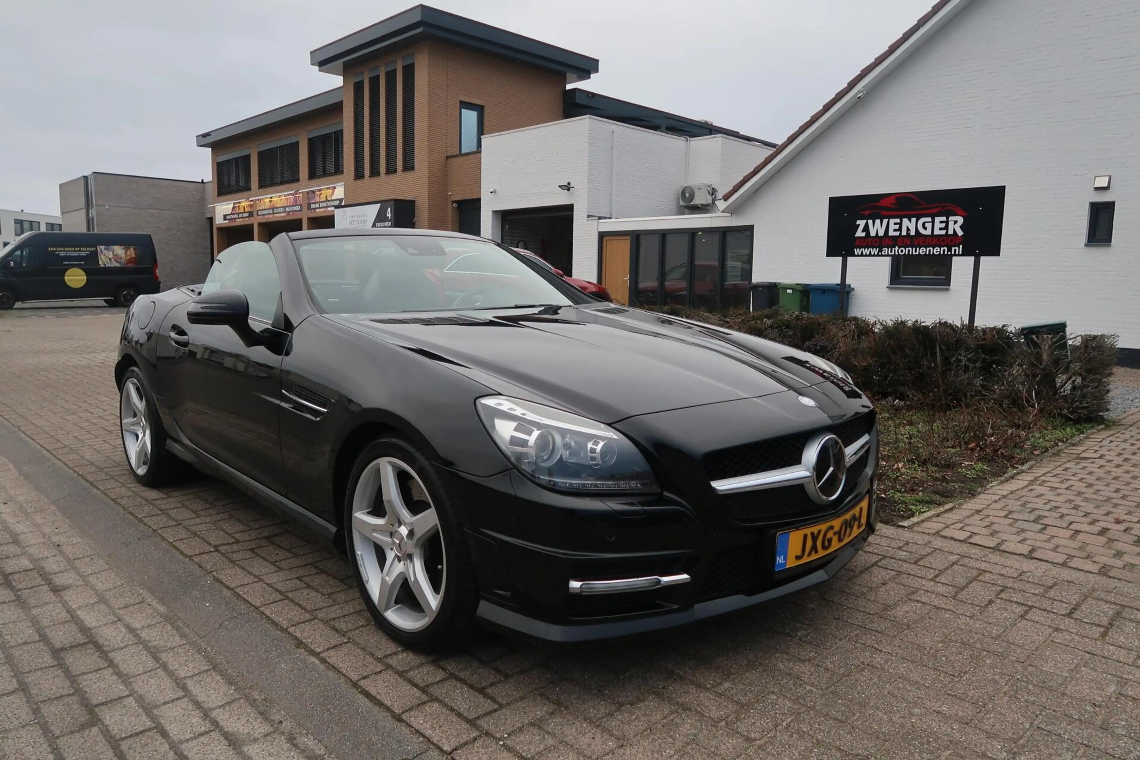 Mercedes-Benz SLK 250 Aut AMG|PANORAMADAK|ADAPTIVE CRUISECONTROL|HARMAN- — photo 4