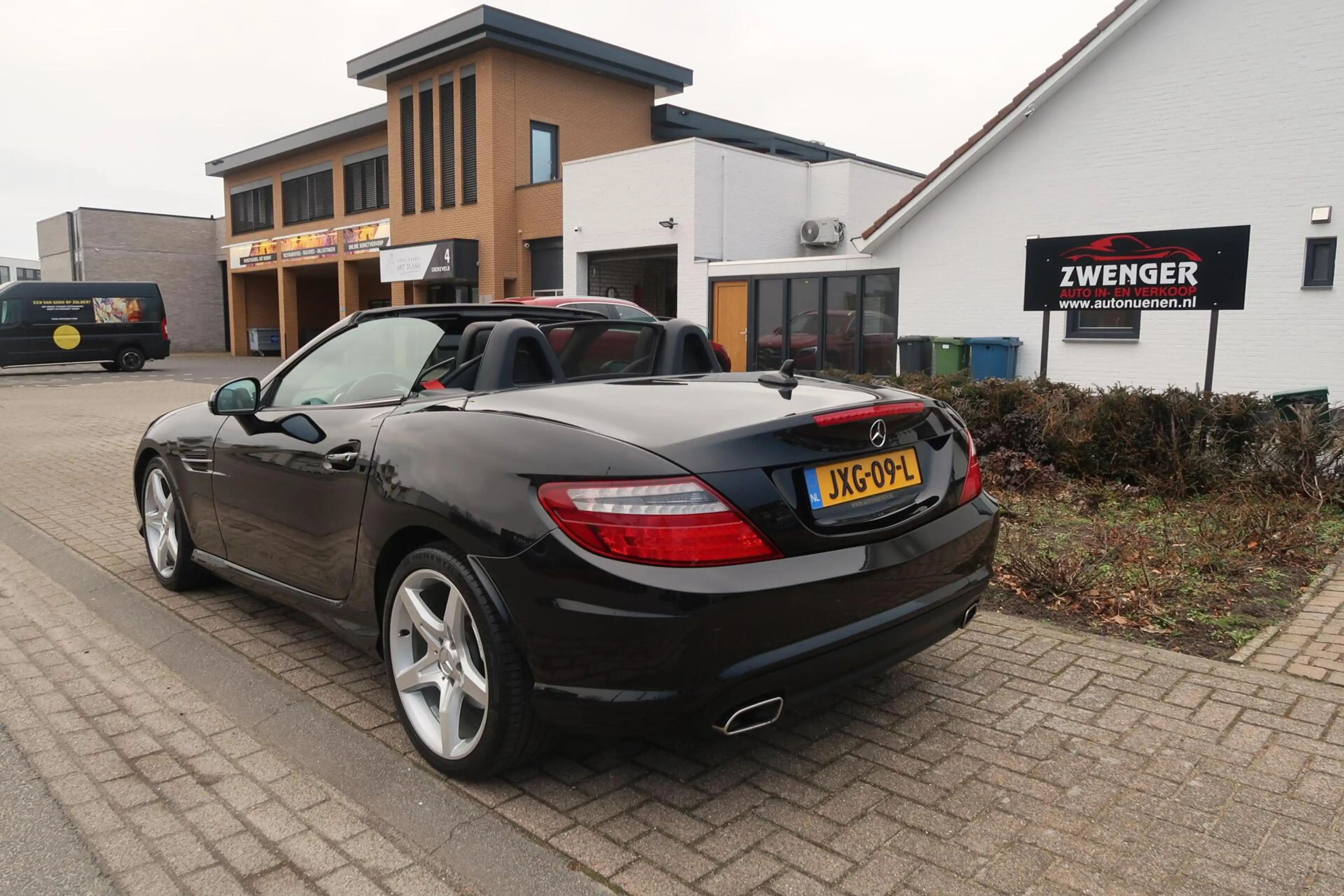 Mercedes-Benz SLK 250 Aut AMG|PANORAMADAK|ADAPTIVE CRUISECONTROL|HARMAN- — photo 3