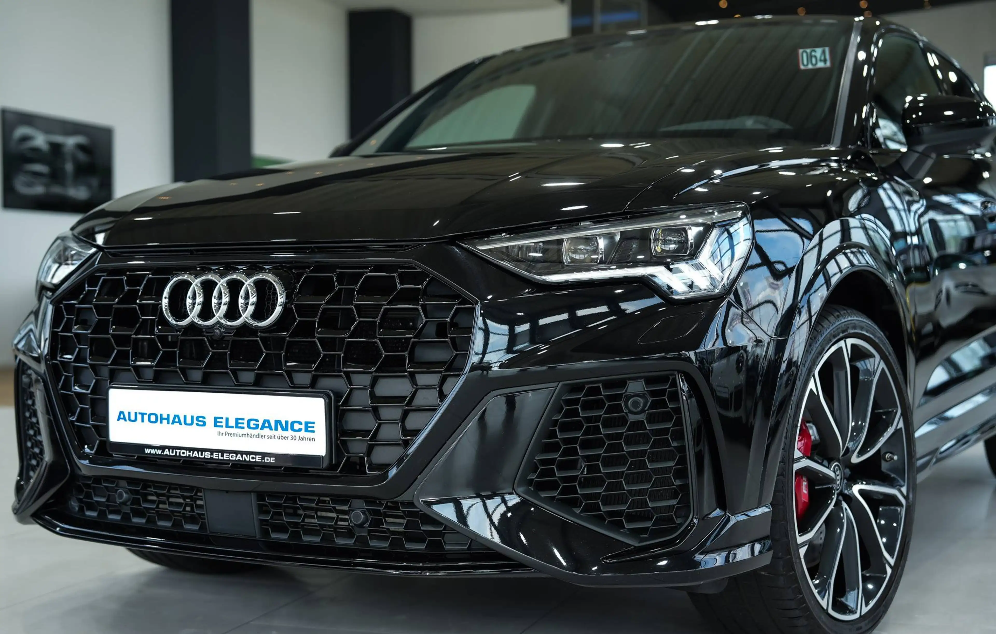 Audi RS Q3 2.5 TFSI quattro*1-HD*ABGAS*SONUS — photo 9