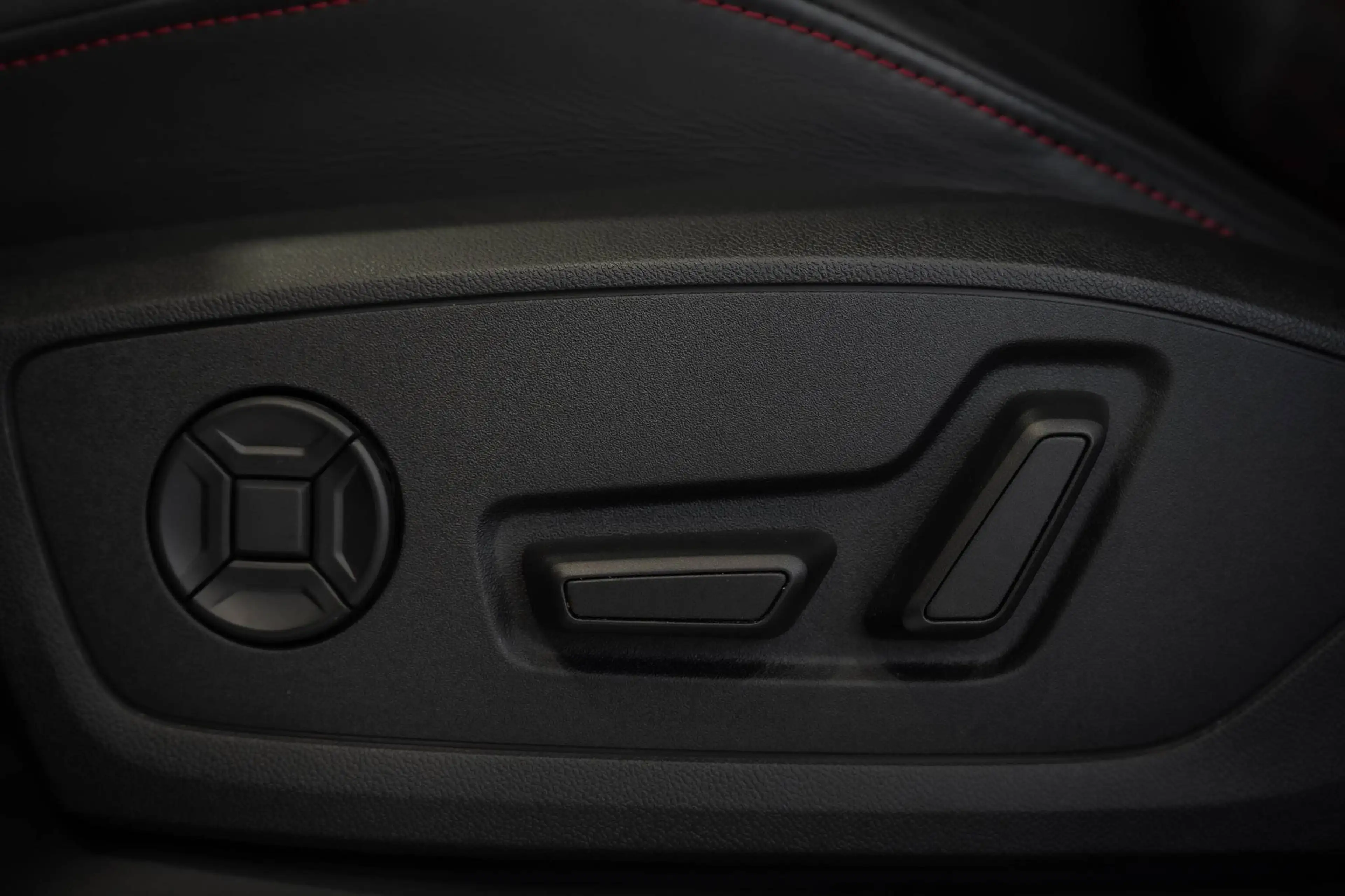 Audi RS Q3 2.5 TFSI quattro*1-HD*ABGAS*SONUS — photo 13