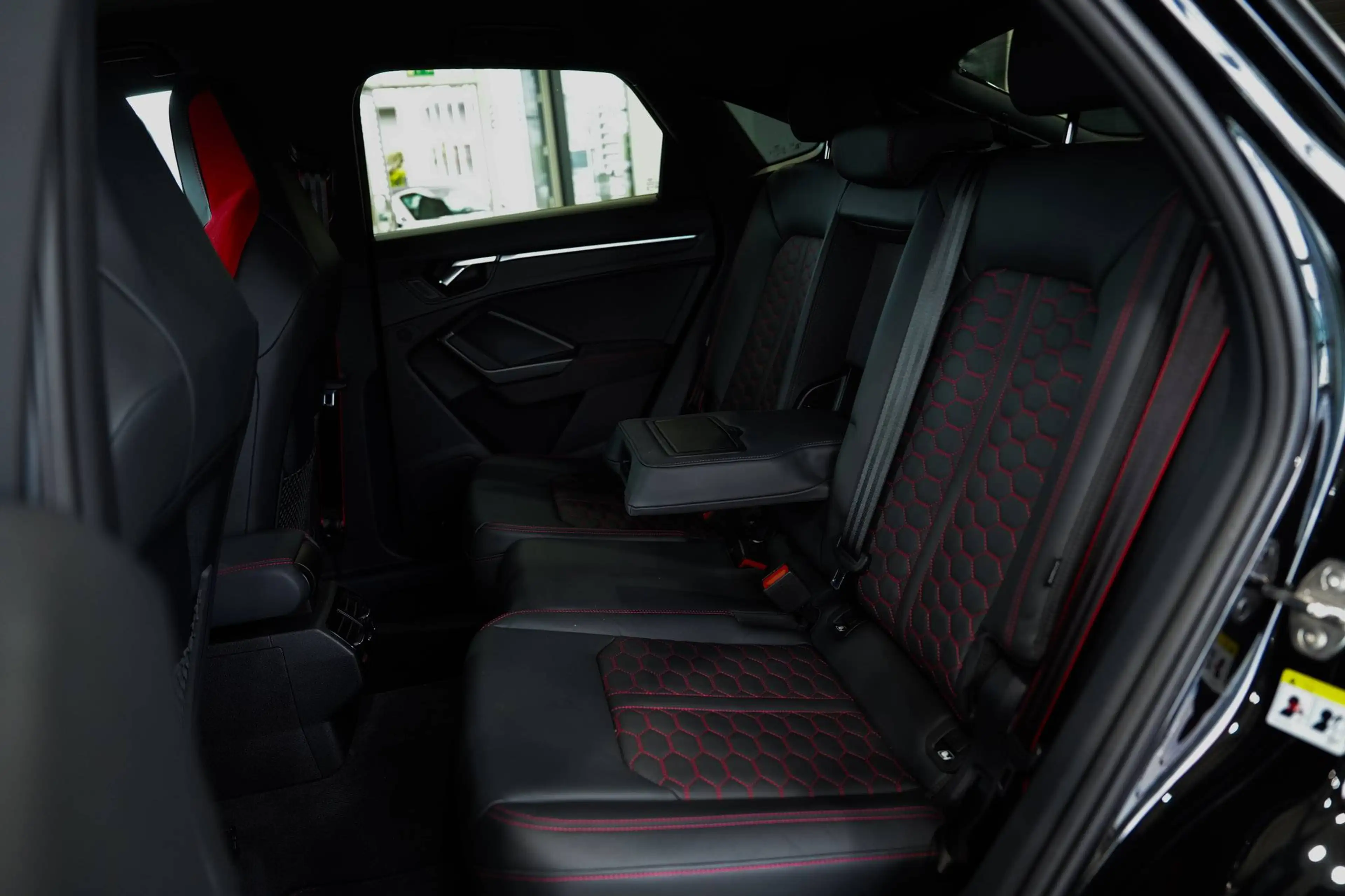 Audi RS Q3 2.5 TFSI quattro*1-HD*ABGAS*SONUS — photo 15