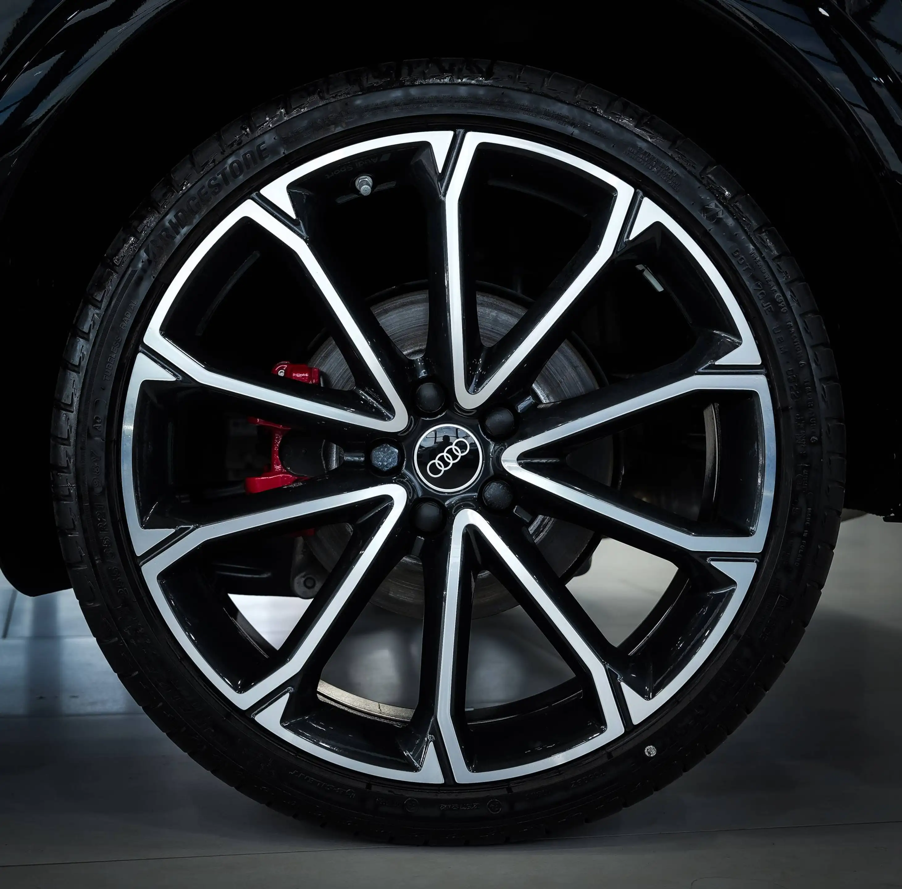 Audi RS Q3 2.5 TFSI quattro*1-HD*ABGAS*SONUS — photo 11