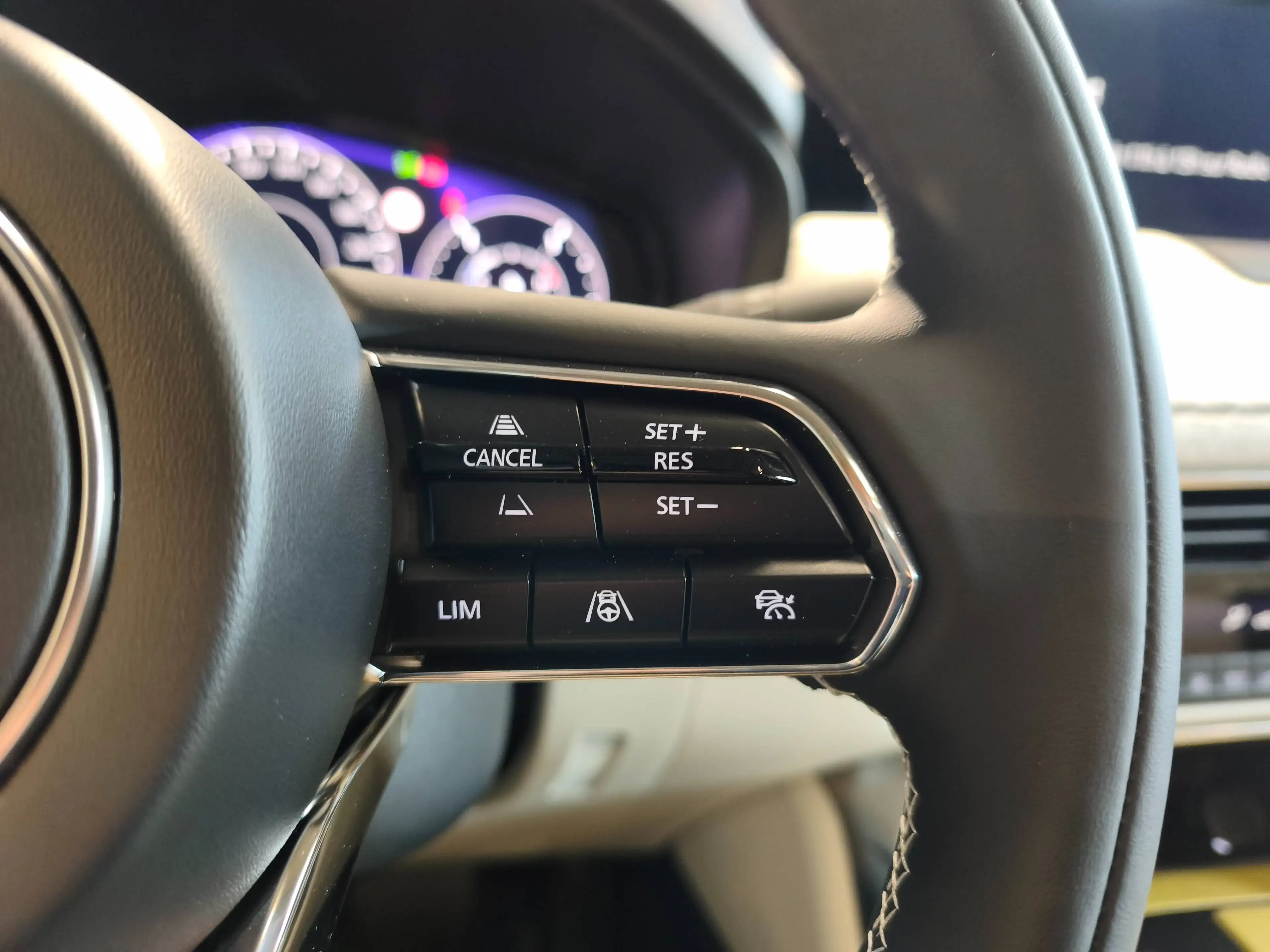 Mazda CX-80 Deep Crystal Blue - Takumi Plus *** DESTOCKAGE *** Full Options — photo 12