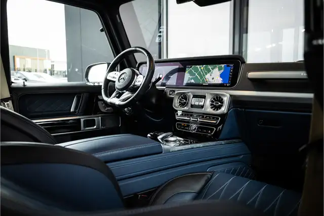 Mercedes-Benz G-Class view 10