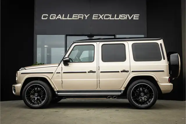 Mercedes-Benz G-Class view 4