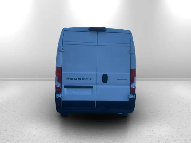 Peugeot Boxer view 6