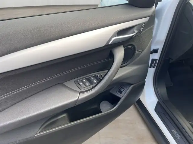 BMW X2 view 8
