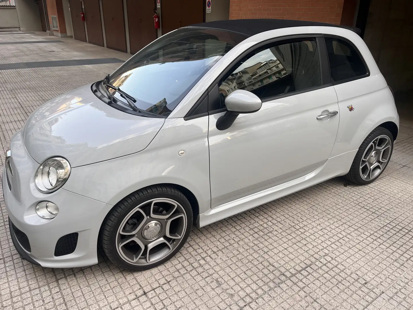 Abarth 500C 1.4 16v t. t-jet Custom 135cv E6 - 1