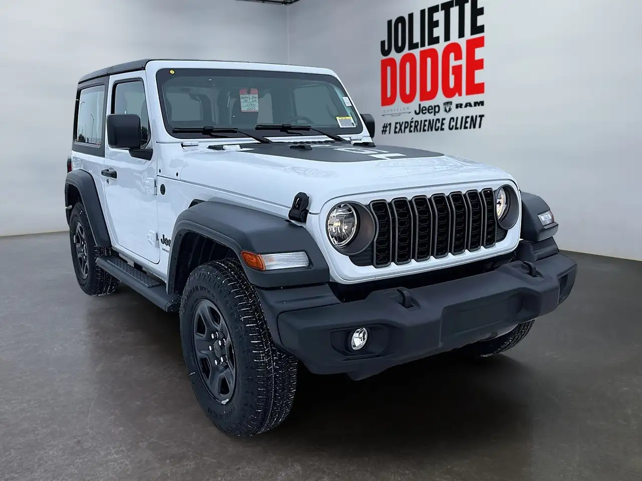 Jeep Wrangler снимка Jeep Wrangler
