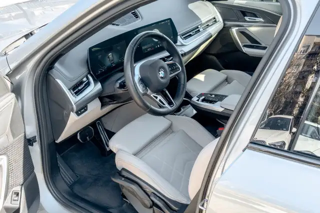 BMW X1 view 11
