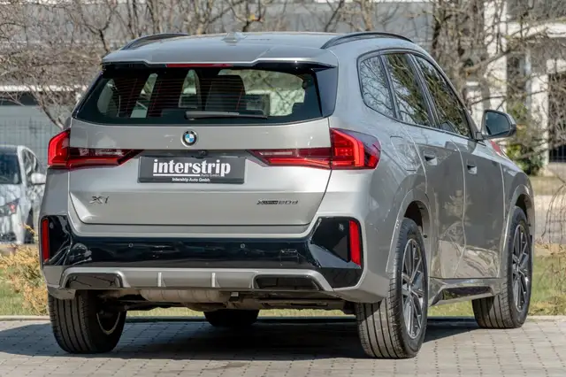 BMW X1 view 6