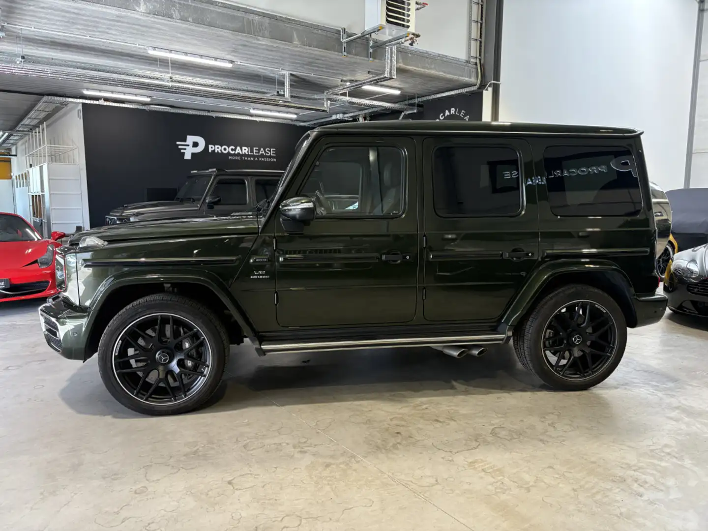 Mercedes-Benz G 63 AMG G63 AMG MANUFAKTUR/22/BURMESTER/CARBON/TV/STHZ Vert - 2