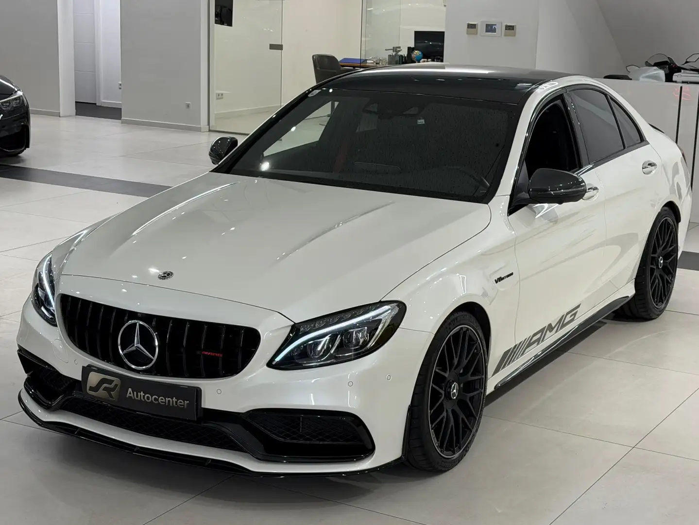 Mercedes-Benz C 63 AMG AMG C 63 AMG Speedshift 7G-MCT Weiß - 1