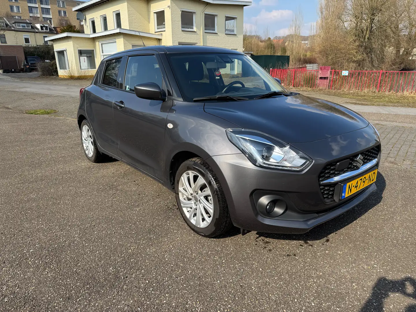 Suzuki Swift Swift 1.2 Stijl Smart Hybr Grijs - 2