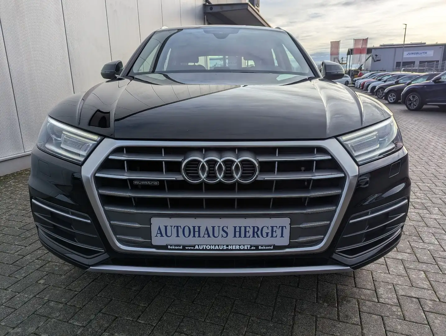 Audi Q5 40 TDI quattro s-tronic sport Noir - 2