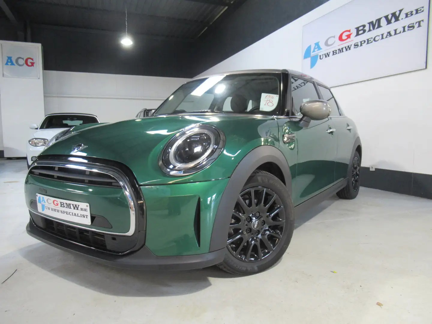 MINI Cooper Aut Full LED Carplay Sportstoelen DAB PDC SfeerLi Grün - 2